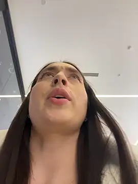 Holly_Play live sex cam