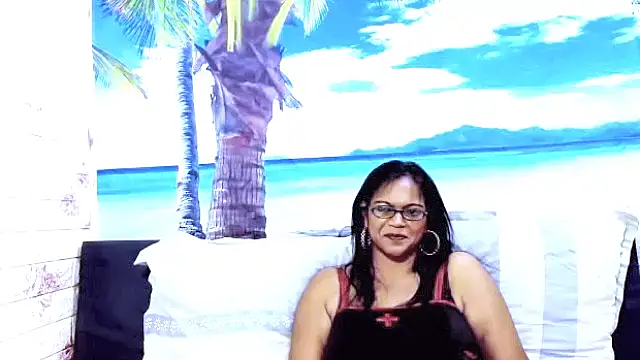 indianswtbella's cam snapshot