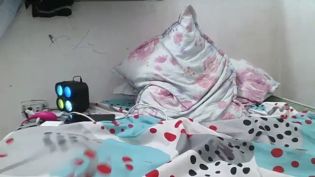 girl_tits's cam snapshot