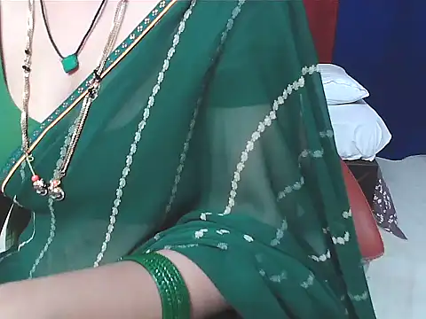 sunitha-3's cam snapshot