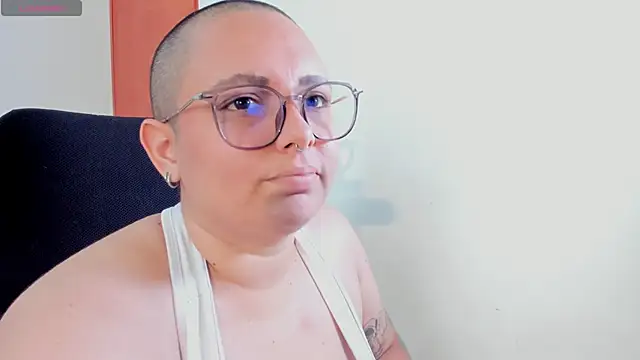 Mabelydani live sex cam