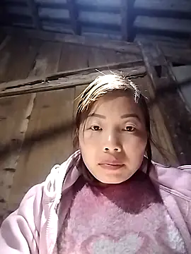 Ella-aa live sex cam