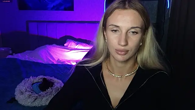 Megan_Kira live sex cam