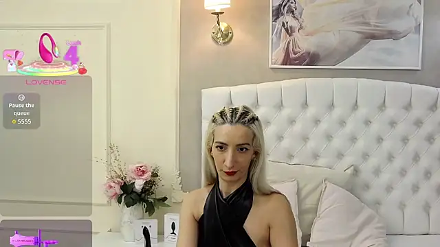 AylaLavine live sex cam