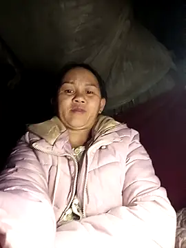 MaiHoa69 live sex cam