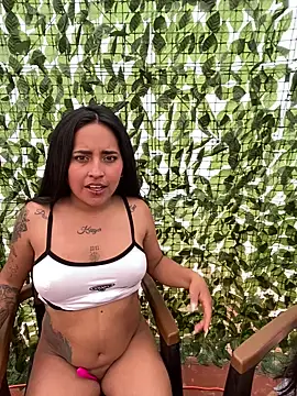 Annie_Alicee's cam snapshot