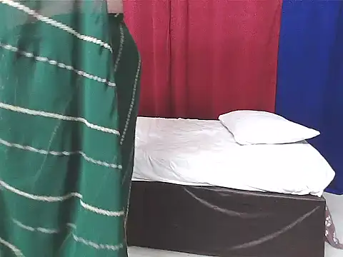 sunitha-3's cam snapshot