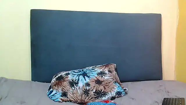 Nina_Skye's cam snapshot