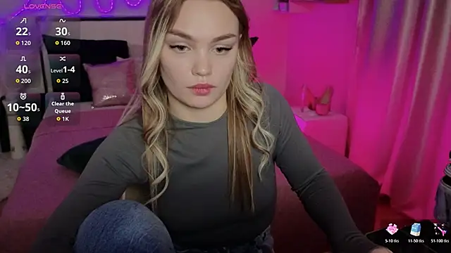 KitsyMoore's cam snapshot