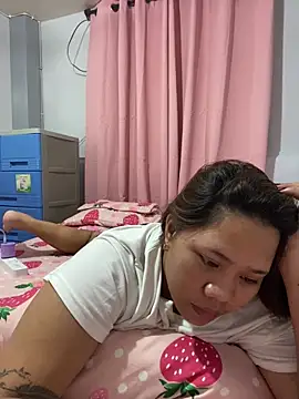 _BellaHotty_'s cam snapshot