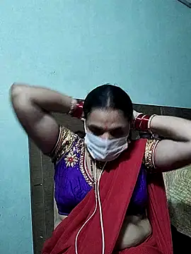 bhavyasri_55's cam snapshot