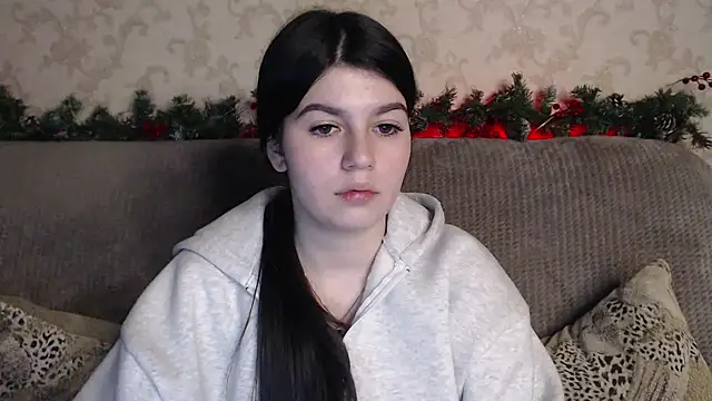 KisaModel's cam snapshot