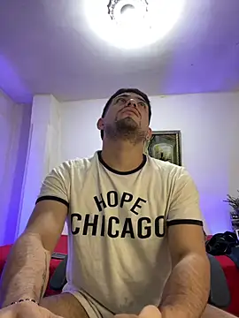 williamsmiiths16 live sex cam