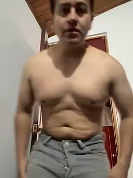 oliver_price1's cam snapshot