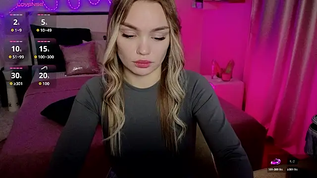 KitsyMoore's cam snapshot