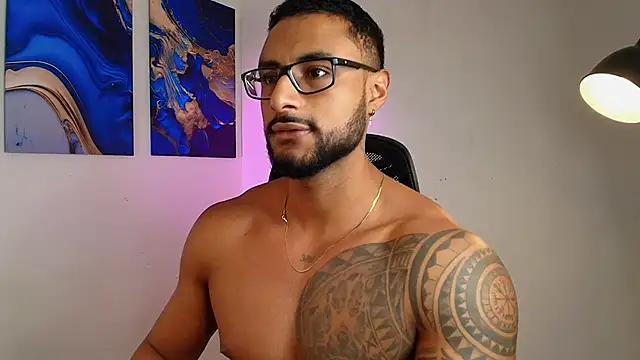LiamGarcia1 live sex cam