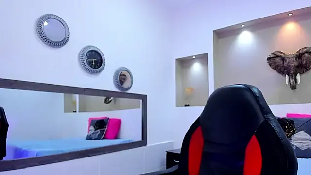 Antonella_mc's cam snapshot