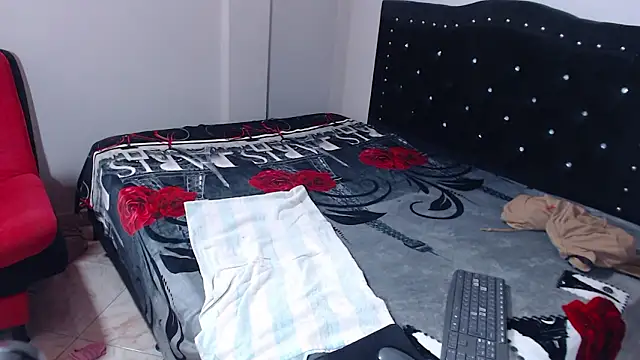 Shorty_Girlfriend's cam snapshot