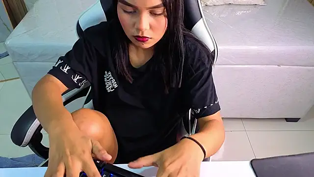 Maddy_Danson_Tx's cam snapshot