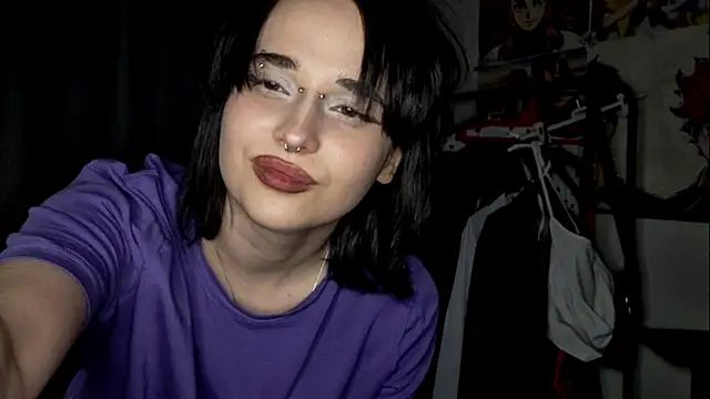 PureSofia's cam snapshot