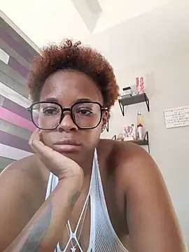 Kourtneyk's cam snapshot