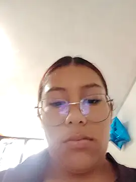 StornBunnyy_'s cam snapshot