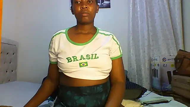 Petitiebooty's cam snapshot