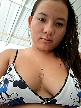 hot-mom22 live sex cam