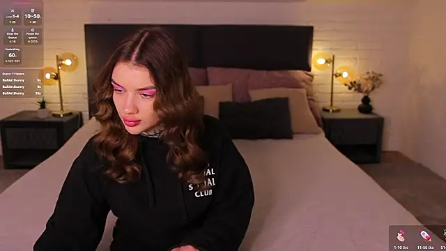 Baby_Aurora's cam snapshot