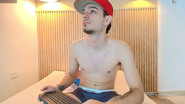 IM_BULL's cam snapshot