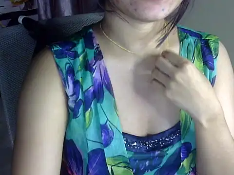 KHWAHIS-'s cam snapshot