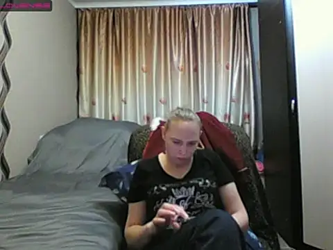 JenniDeep's cam snapshot