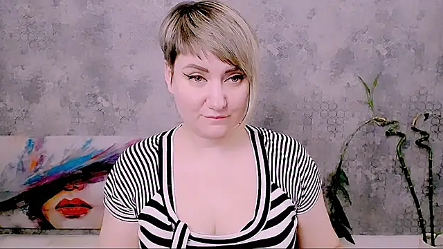 Djullia's cam snapshot