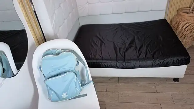 Bruja__Scarlata's cam snapshot