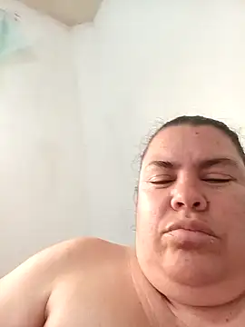 yaneth_'s cam snapshot