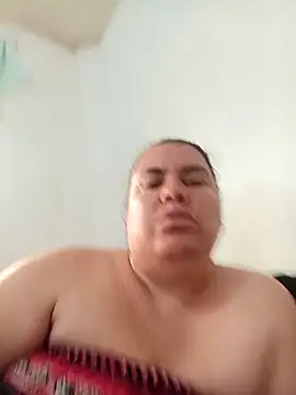 yaneth_'s cam snapshot