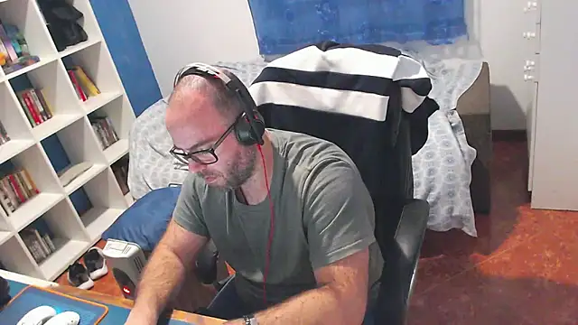 ravingr4d4's cam snapshot