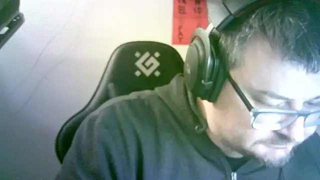 SirAbuser's cam snapshot