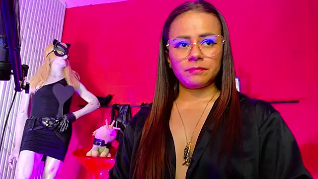 MistressSlut1's cam snapshot