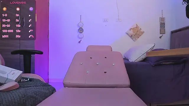 Kayla_foxxy's cam snapshot