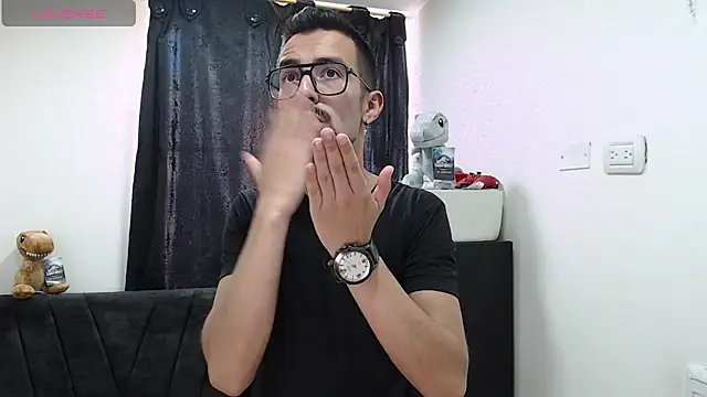 Demian_val live sex cam