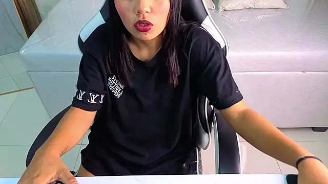 Maddy_Danson_Tx's cam snapshot