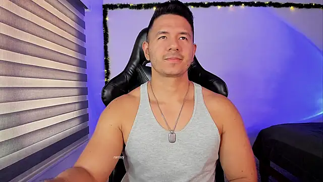ransoj live sex cam
