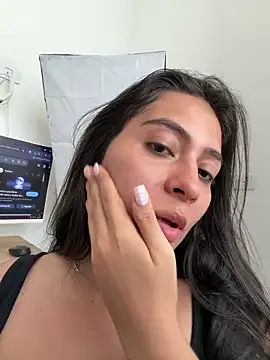 Sophie__Foxxx live sex cam