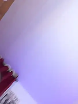 downsonMia live sex cam