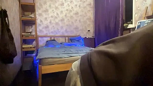 EdythRozier's cam snapshot