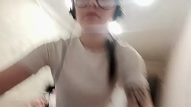 RomanceEncore's cam snapshot