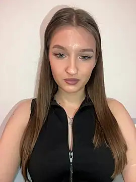 Green_eyes_lady's cam snapshot