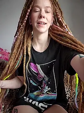 LucidLucy live sex cam