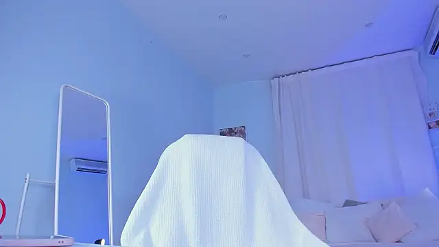 Kitty_Rest_ live sex cam